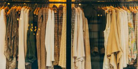 5 Tricks To Buying Wholesale Clothing